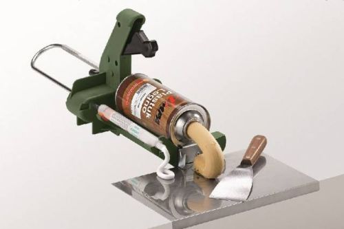 Wyciskacz do szpachli z utwardzaczem.jpg